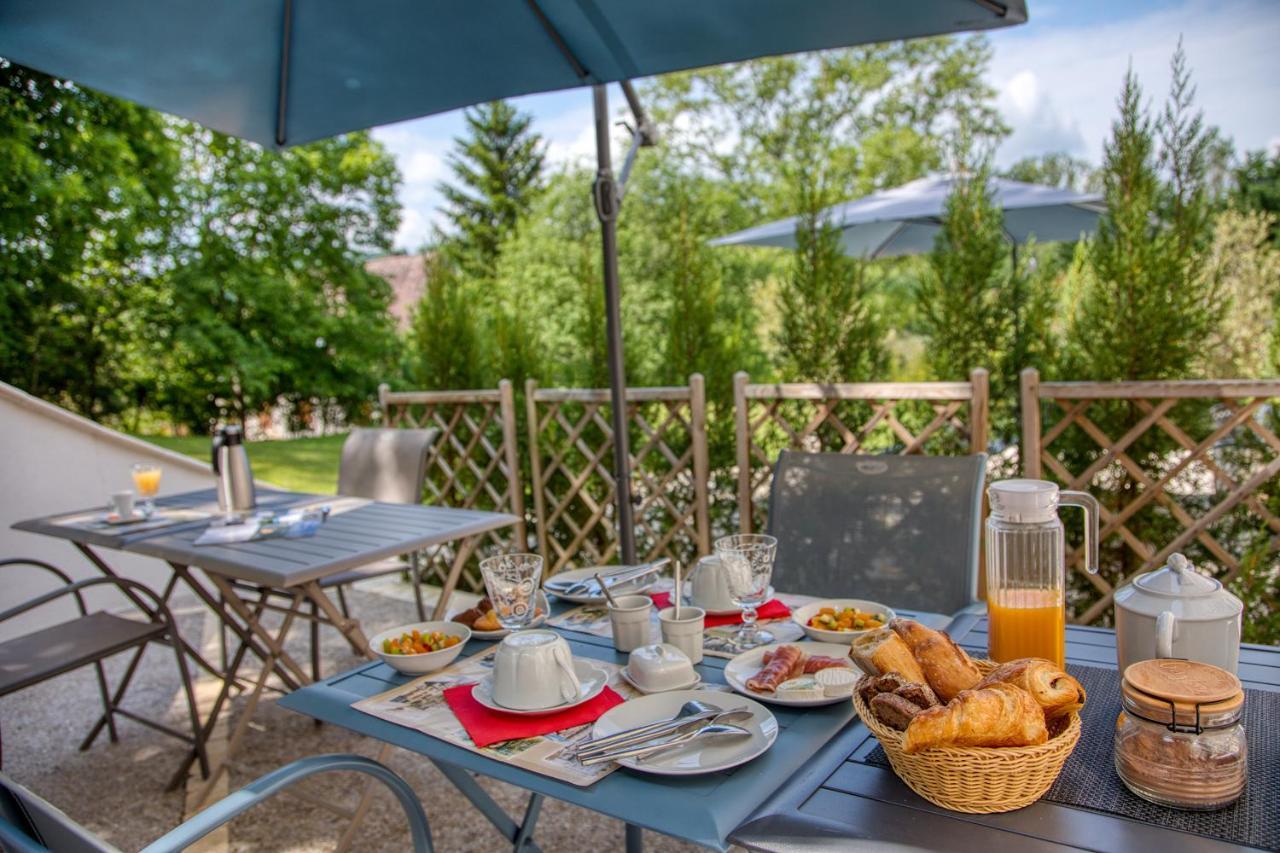 Domaine Des Pierres Blanches - Chambres D'Hotes Carlux 외부 사진